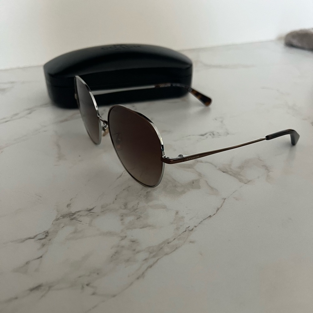 Coach sunglasses L1111 HC7108